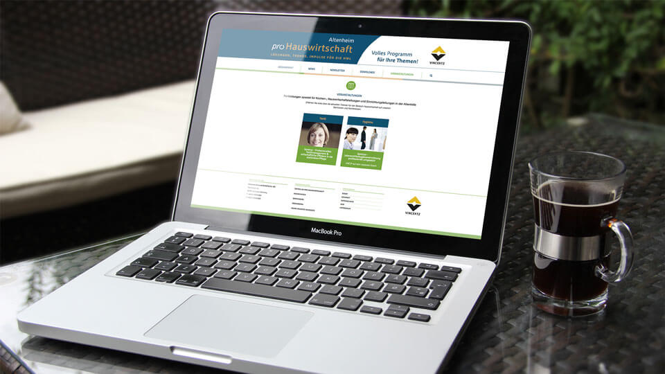 creanovo_l1nked_website_macbook_proh